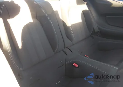 2019 Ford Mustang Ecoboost z USA, uszkodzony, nr VIN 1FA6P8TH2K5125177